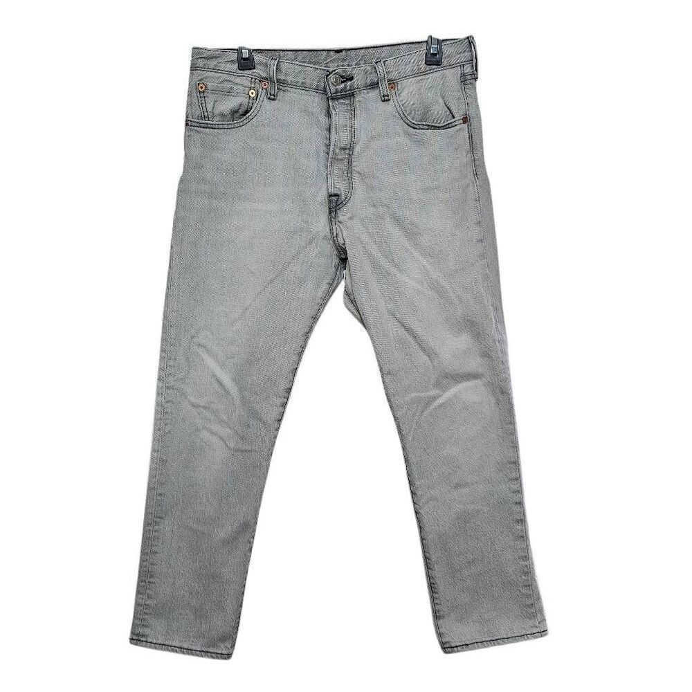 501 Levi's jeans for men